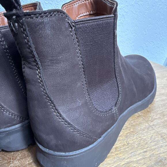 Vionic Evergreen Pull On Boots Sz 8.5 Brown Leather Water Resistant Lightweight - Picture 5 of 11